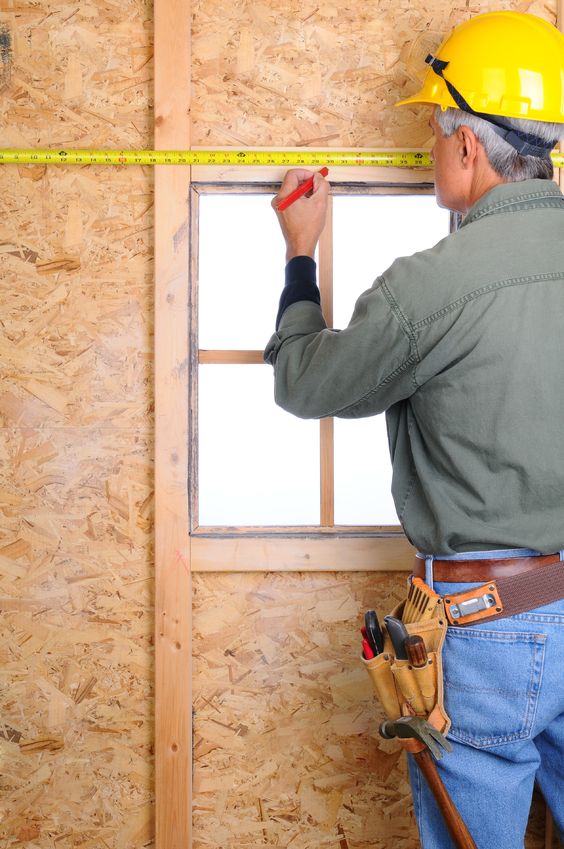 When to Hire a General Contractor